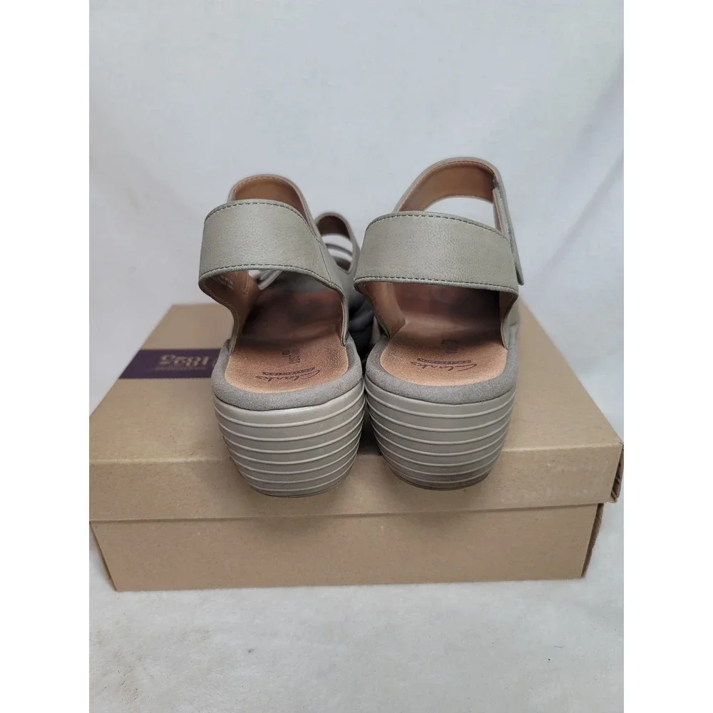 Clarks Bohemian Y2K Wedge Sandals Gray Comfy Leather Vacation Size 7 Resortwear‎
